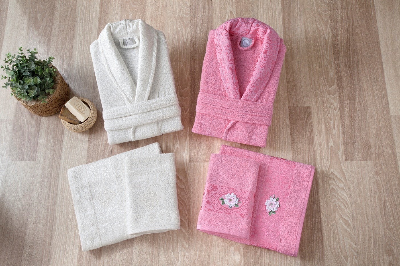 LUX COTTON 6 PIECES FAMILY BATHROBE BATH TOWEL FACE TOWEL ULTRA ABSORBING HOME BATH DRESS FOUR SESASON ROBE SETS KIMONO