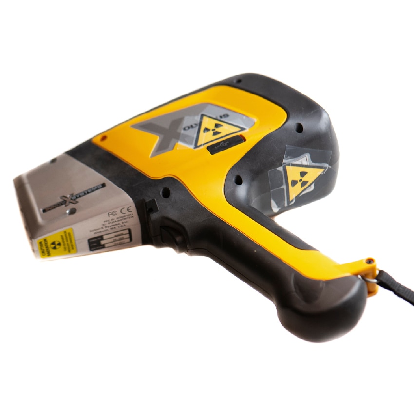 ORIGINAL NEW Olympus Innov-X Delta DP-2000 XRF Alloy Analyzer InnovX NDT Niton Flaw Detector