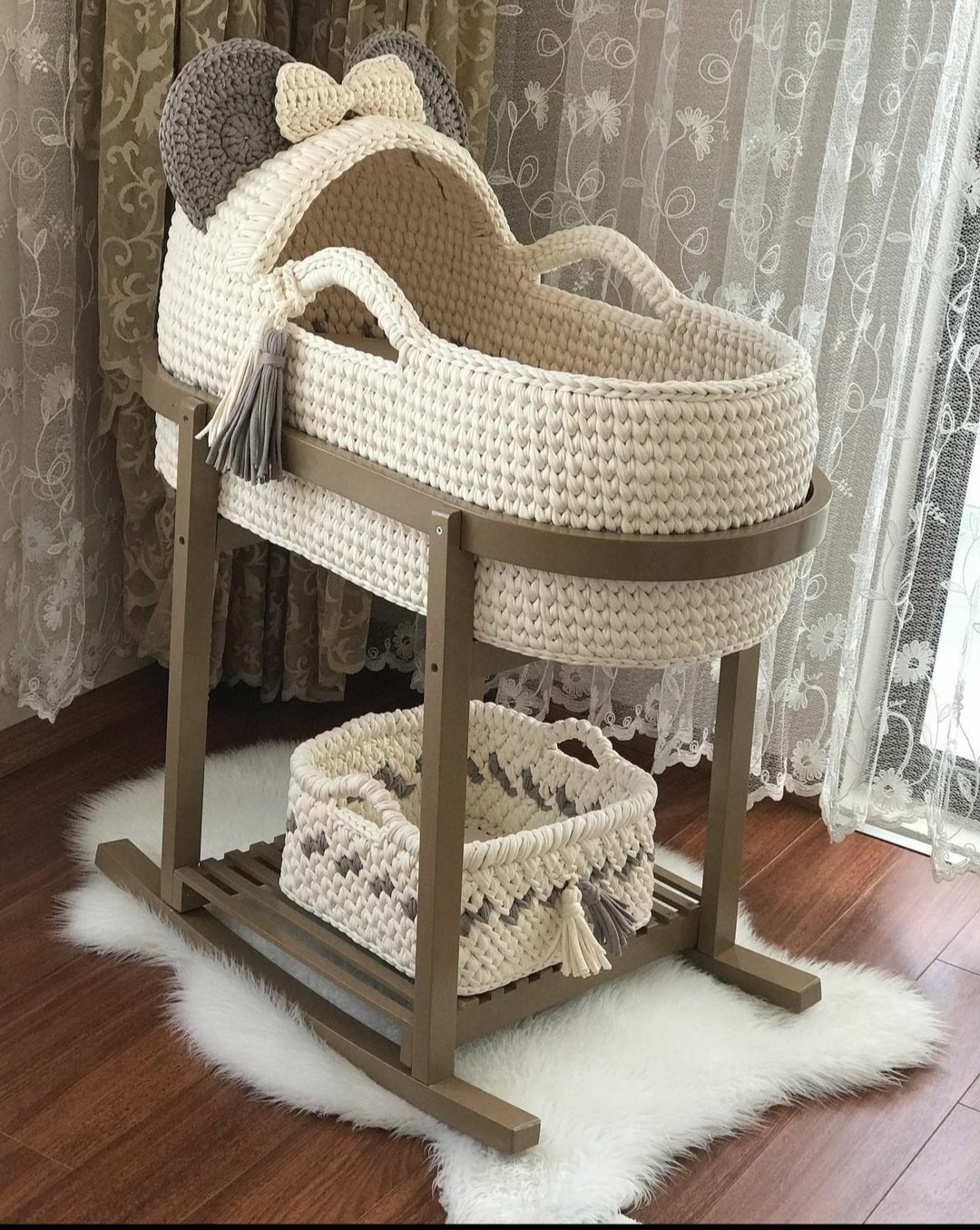 Knit poufs, rugs, chunky blankets, newborn baby baskets