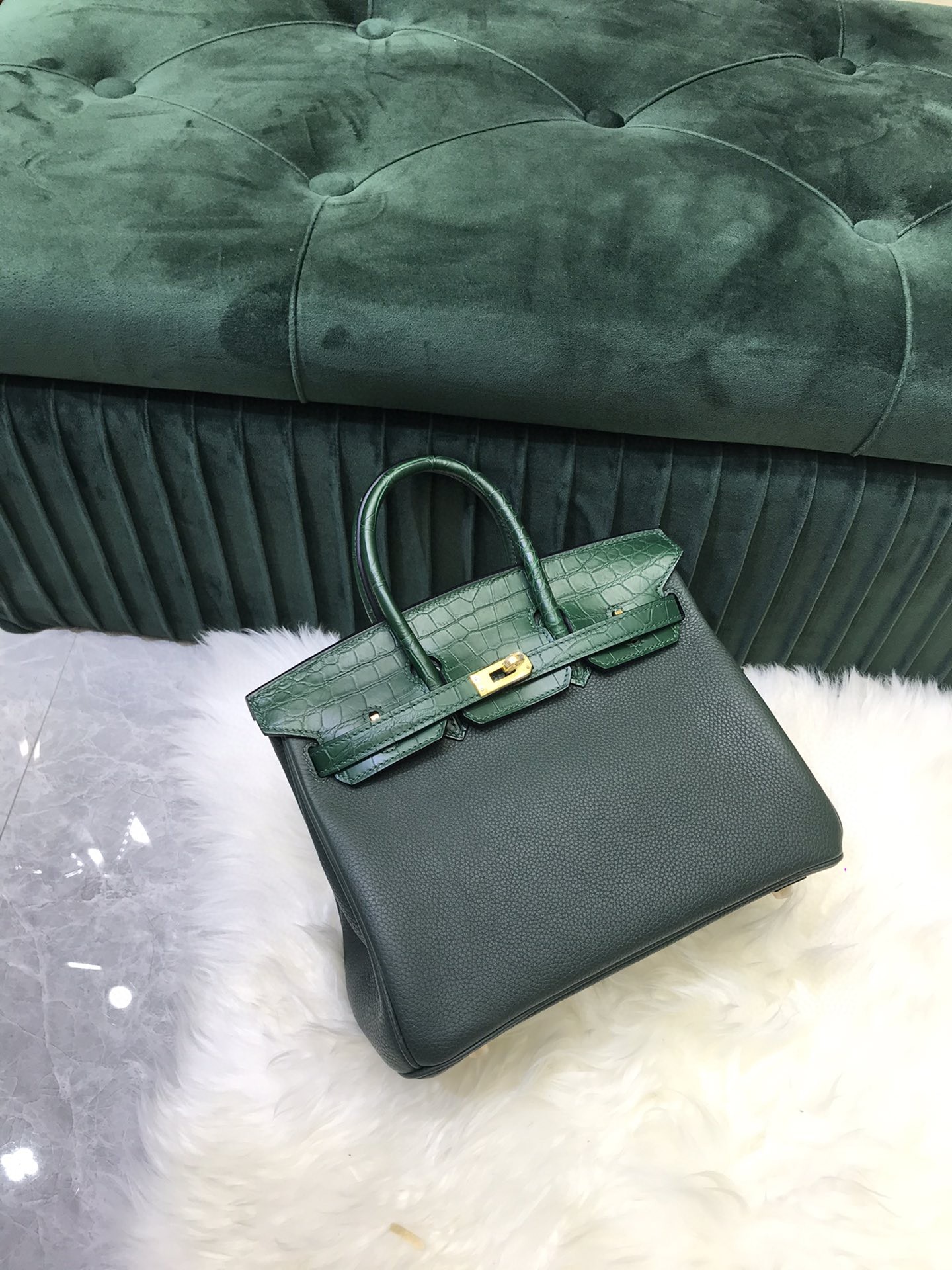 Fully HANDMADE DESIGNERS Handbag,25CM,Crocodile with TOGO Leather,Green Luxury purse,Wax line stitiching,Fast delivery