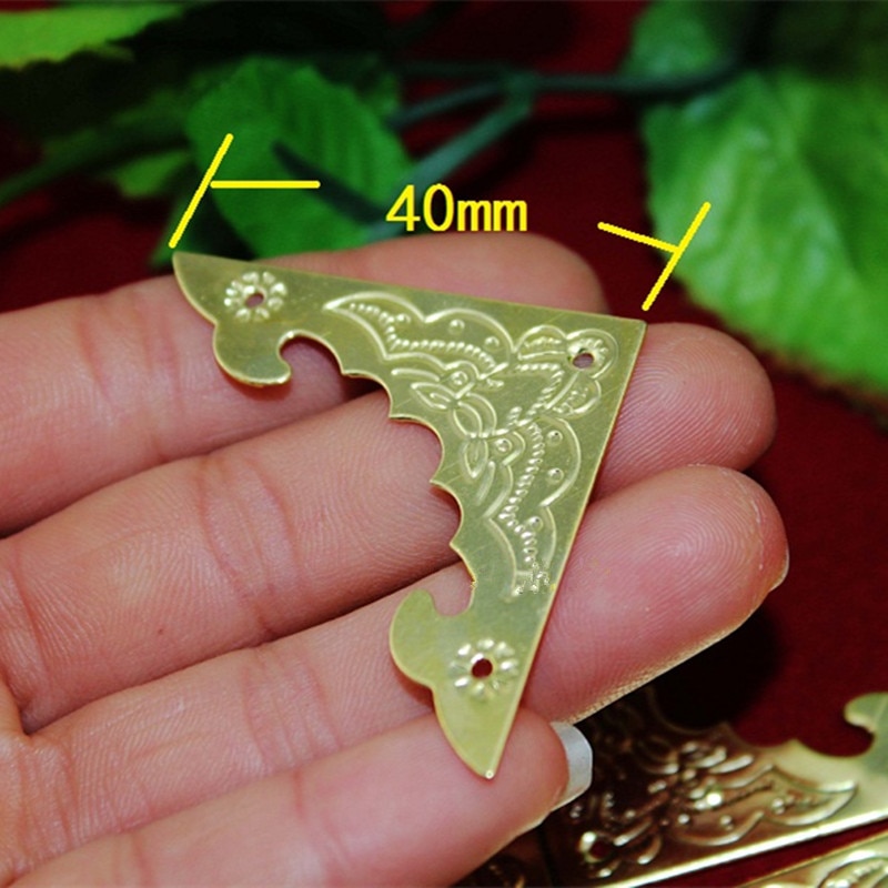 Filigree Triangle Bat Coner Cabochon,Ancient Yellow Corner,Flatback Metal Embellishments Scrapbooking,Decor For Wooden Box,1PC