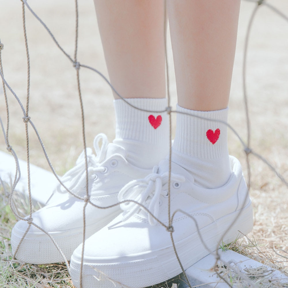 1Pair New Kawaii Cute Socks Men Women Red Heart Pattern Soft Breathable Socks Ankle-High Casual Cotton Socks Fashion Style