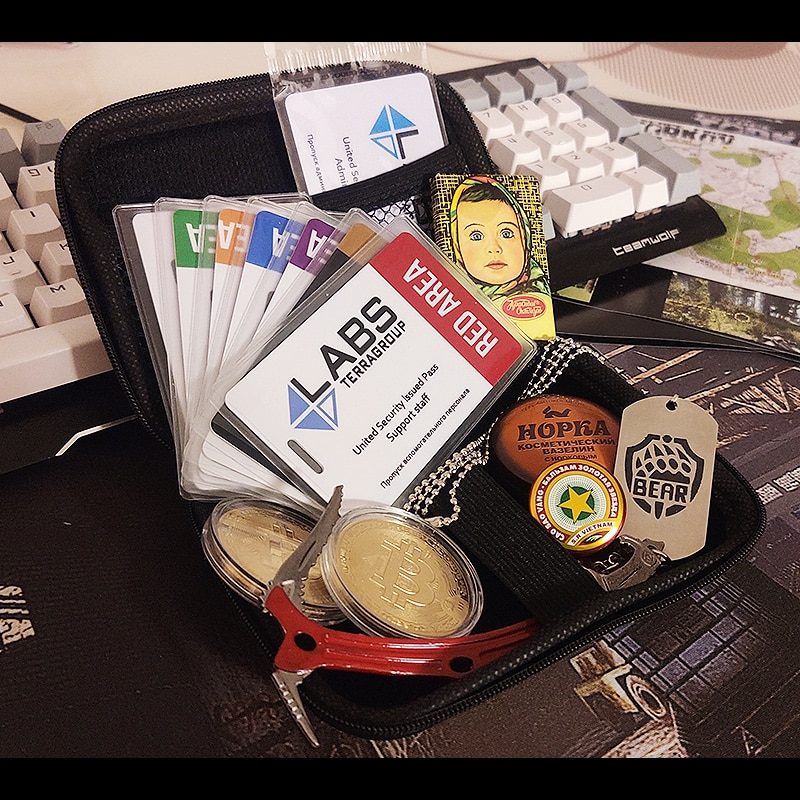 Escape from Tarkov Key Card Access card red blue yellow violet area 21ws #11sr Bitcoin Vaseline With Box Bear